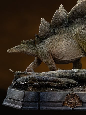 Image of The Lost World: Jurassic Park Icons Stegosaurus Statue & More!