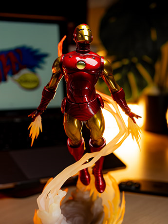 Image of Marvel Desktop Supers 1/8 Scale Figures