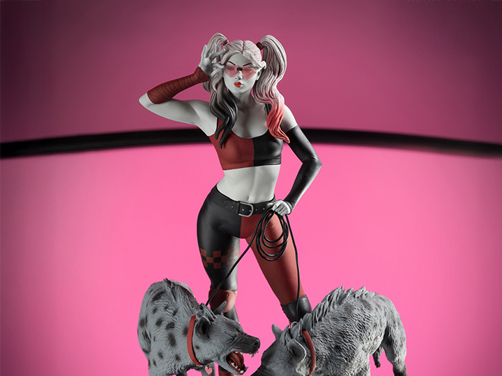Harley Quinn: Red, White & Black