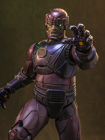 Hot Toys: Avengers: Doomsday Sentinel & More!