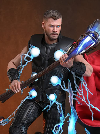 Image of Hot Toys Avengers: Doomsday Thor & More!