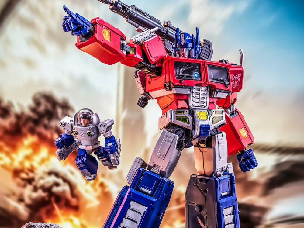 Blokees Transformers Action Edition 07 Optimus Prime (Ver.Evo) Model Kit & More!