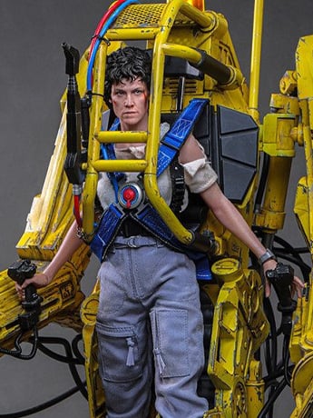 Hot Toys Aliens Ellen Ripley & Power Loader & More!