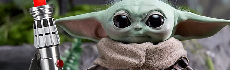 Image of Star Wars 1:1 Scale Electronic Ultimate Grogu & Black Series Maul FX Elite Lightsaber