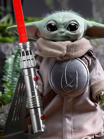 Star Wars 1:1 Scale Electronic Ultimate Grogu & Black Series Maul FX Elite Lightsaber