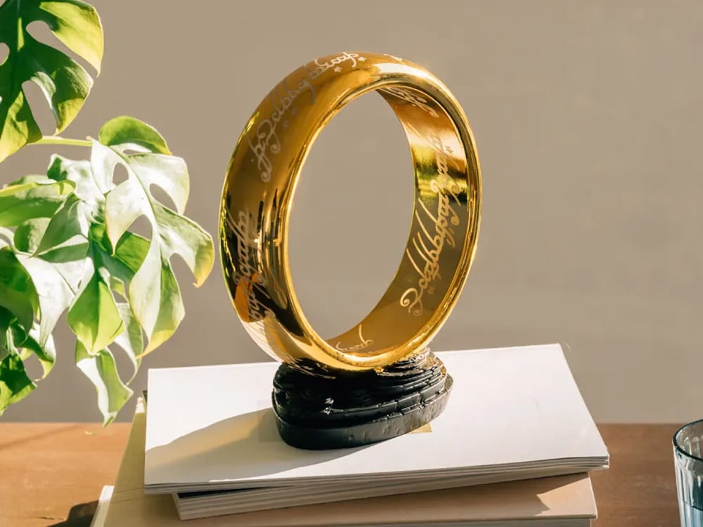 Image of Home Goods: LOTR, Jurassic Park, One Piece & More!