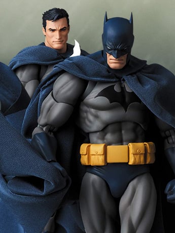 Image of Batman: Hush MAFEX No.105 Batman Action Figure