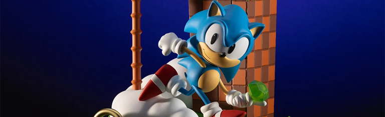 Sonic 35th Anniversary Green Hill Zone Statue & More!