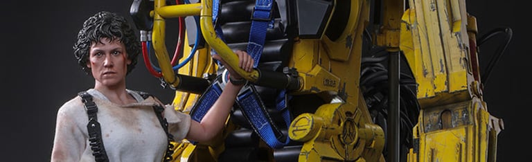 Hot Toys Aliens Ellen Ripley & Power Loader & More!