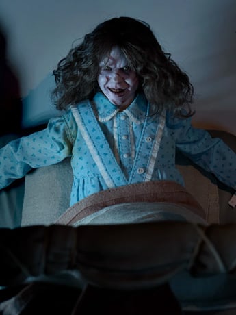 The Exorcist Regan MacNeil (Deluxe Ver.) 1/6 Scale Figure