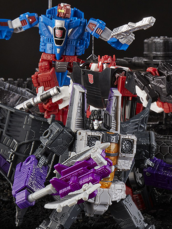 Image of Transformers War for Cybertron: Siege Phantomstrike Squadron & Alphastrike Counterforce