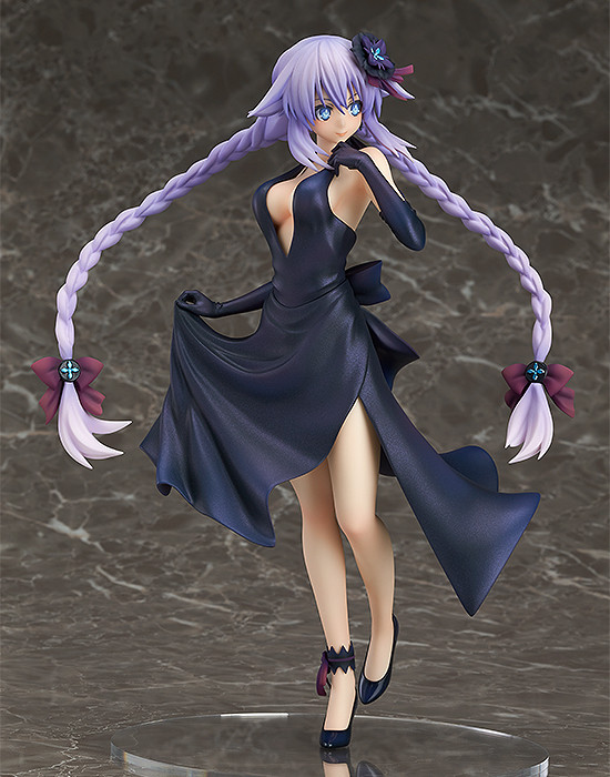 1/7 Scale Purple Heart Figure In Dress