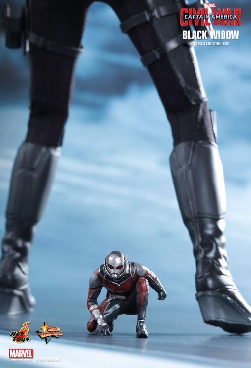 Captain America: Civil War MMS365 Black Widow 1/6th Scale