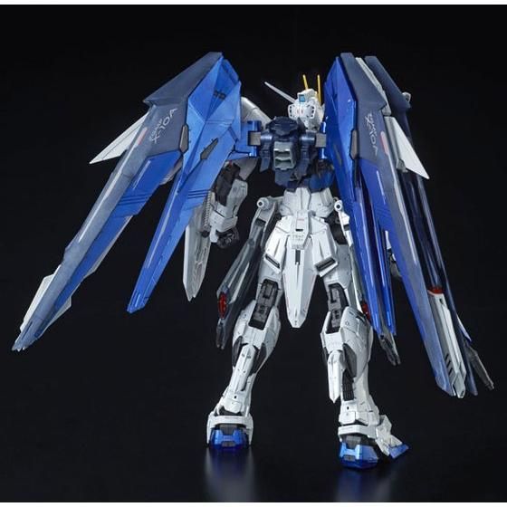 Mobile Suit Gundam SEED MG Freedom Gundam 2.0 (Full Burst Mode
