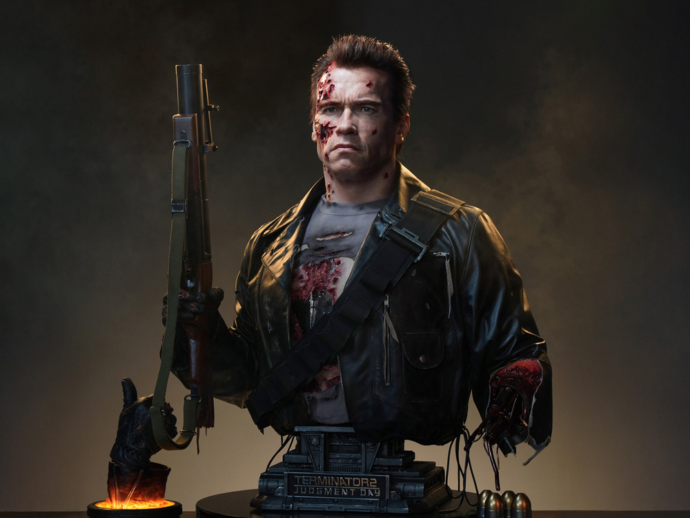 Terminator 2: Judgement Day T-800 (Battle Damaged Ver.) Life-Sized