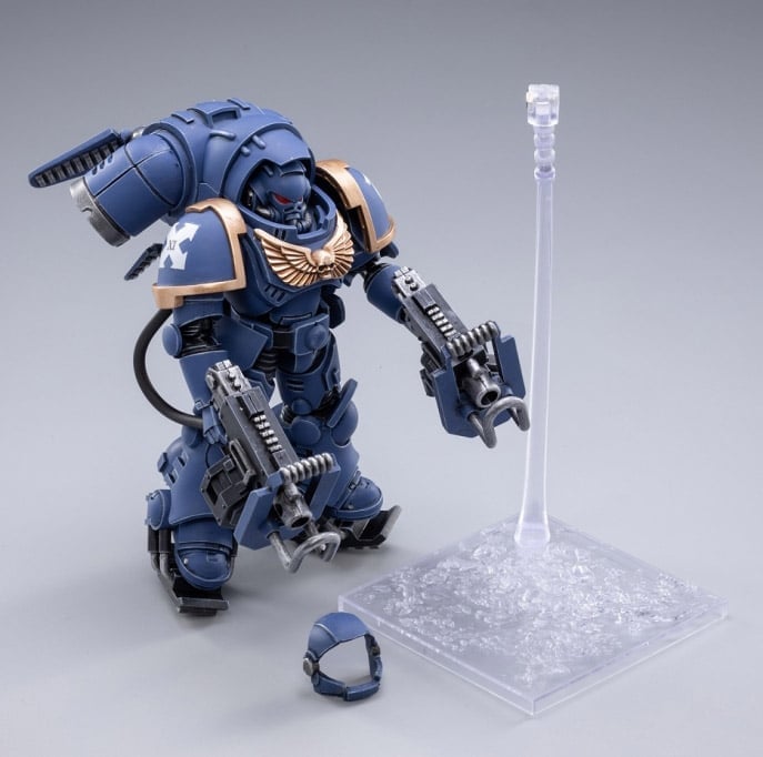 Warhammer 40K Ultramarines Primaris Inceptors 1/18 Scale Figure Set Gallery Image 8