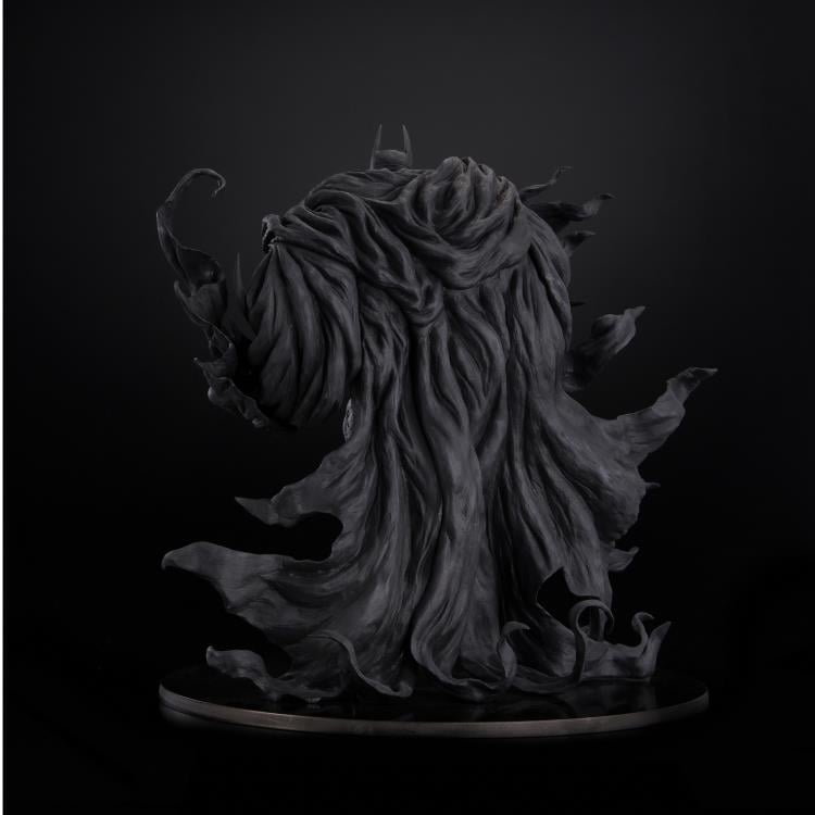 DC Sofbinal Batman (Hard Black Ver.) Gallery Image 8