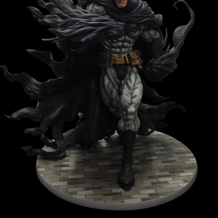 DC Sofbinal Batman (Hard Black Ver.) Gallery Image 14