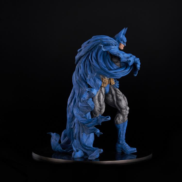 DC Sofbinal Batman (Heavy Blue Ver.) PX Previews Exclusive Gallery Image 6