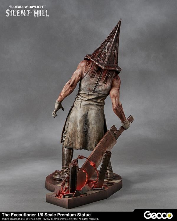 Silent Hill x Dead by Daylight Red Pyramid Thing (The Executioner) 1/6 Scale Premium Statue Gallery Image 7