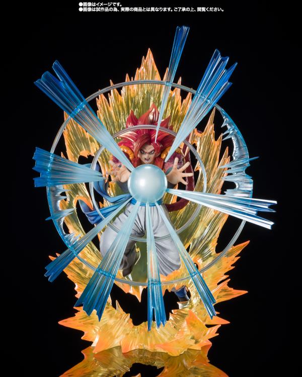 Dragon Ball GT FiguartsZERO Extra Battle Super Saiyan 4 Gogeta (Saiyan Warrior with Ultimate Power Ver.) Gallery Image 3