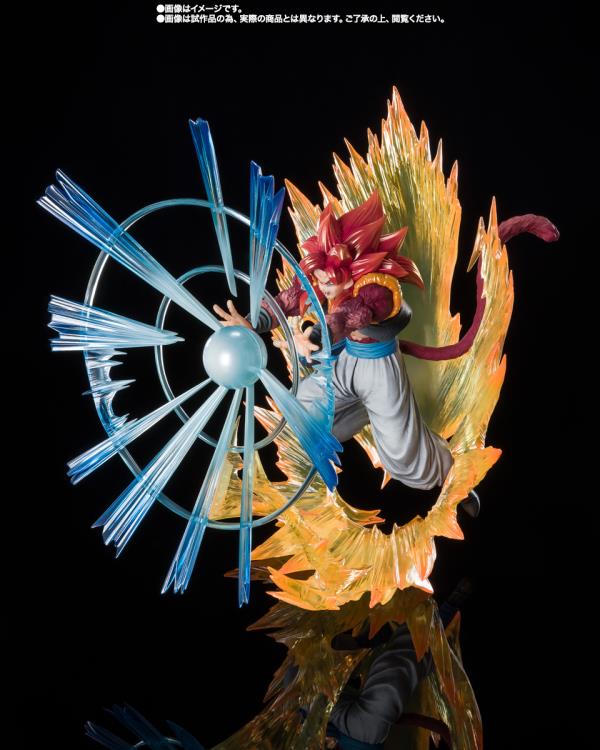 Dragon Ball GT FiguartsZERO Extra Battle Super Saiyan 4 Gogeta