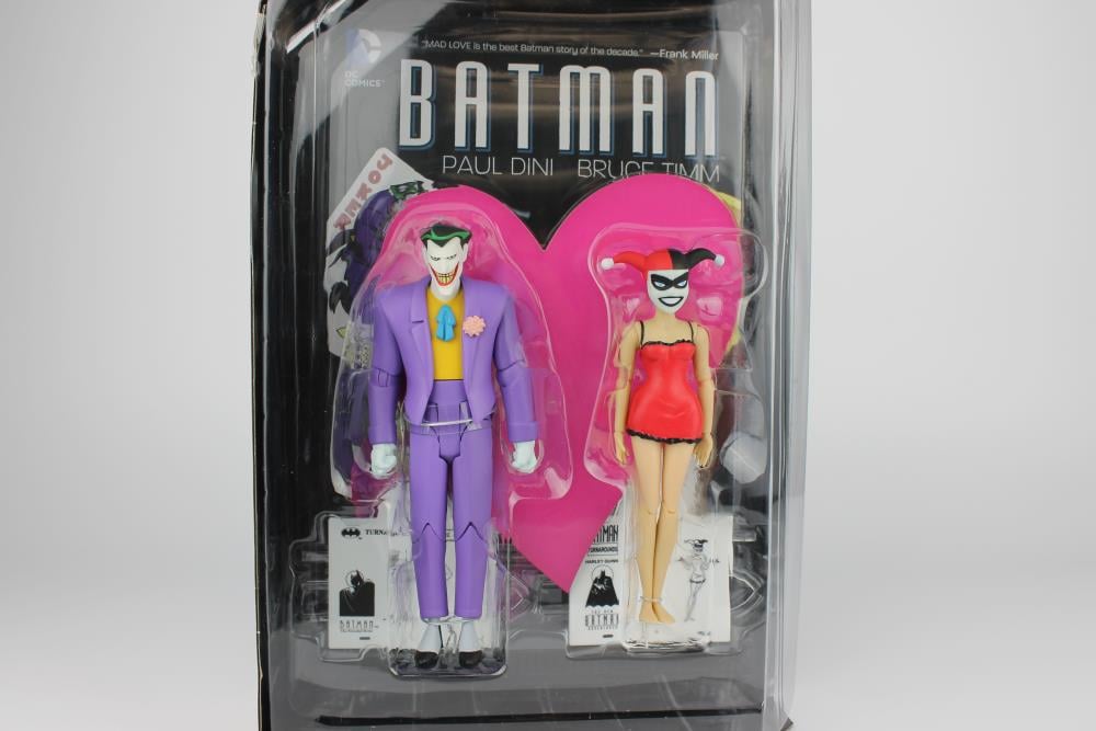 Batman The Animated Series Mad Love The Joker & Harley Quinn Two Pack With Book Gallery Image 7