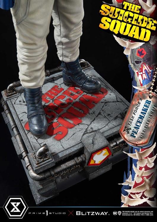 The Suicide Squad Museum Masterline Peacemaker 1/3 Scale Statue (With Bonus) Gallery Image 20