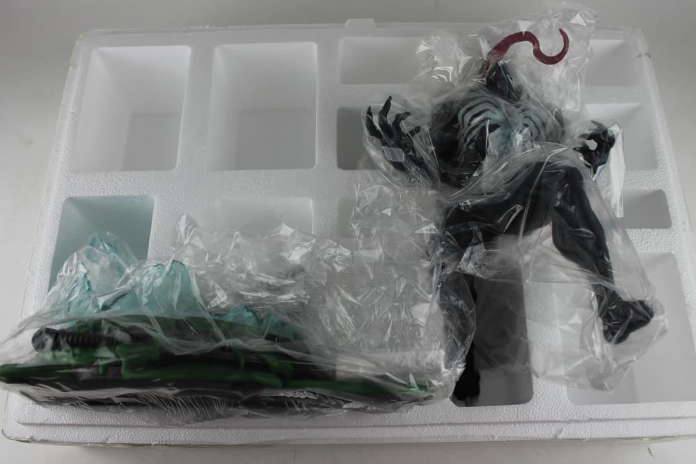Defective Loot Box #0468 (DAMAGED - ALL SALES FINAL) Gallery Image 4
