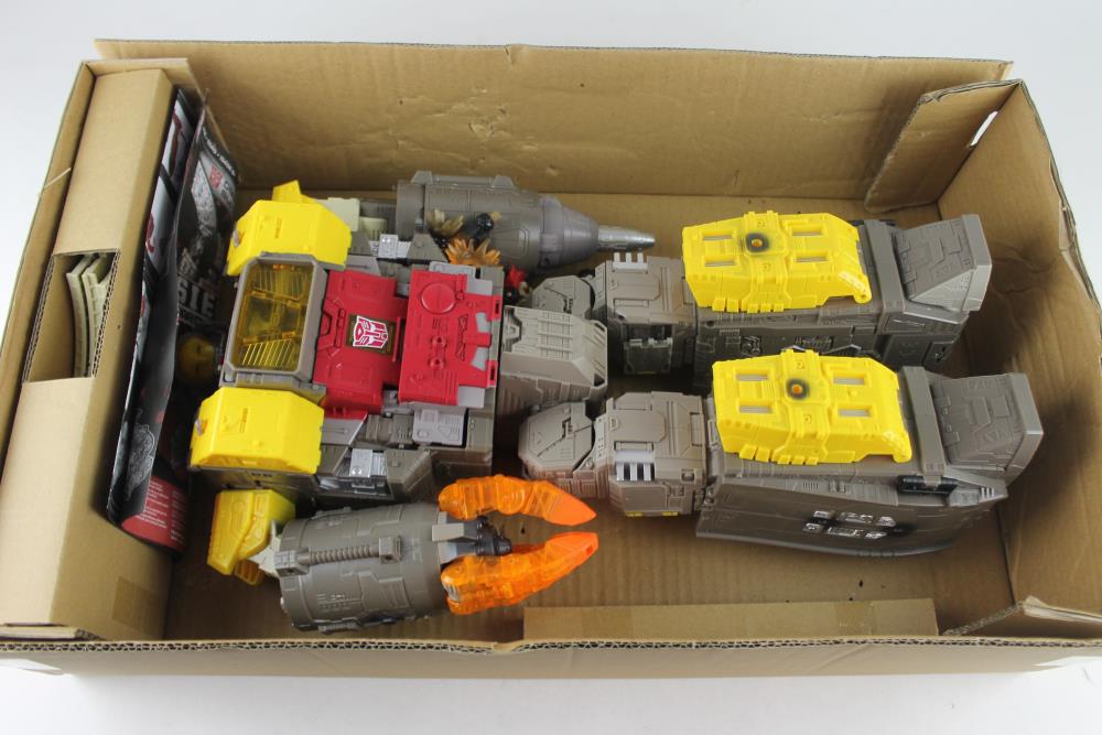 Defective Loot Box #0469 (DAMAGED - ALL SALES FINAL) Gallery Image 9