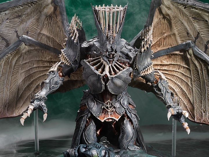 Destiny 2 Savathun the Witch Queen Limited Edition Statue Gallery Image 1