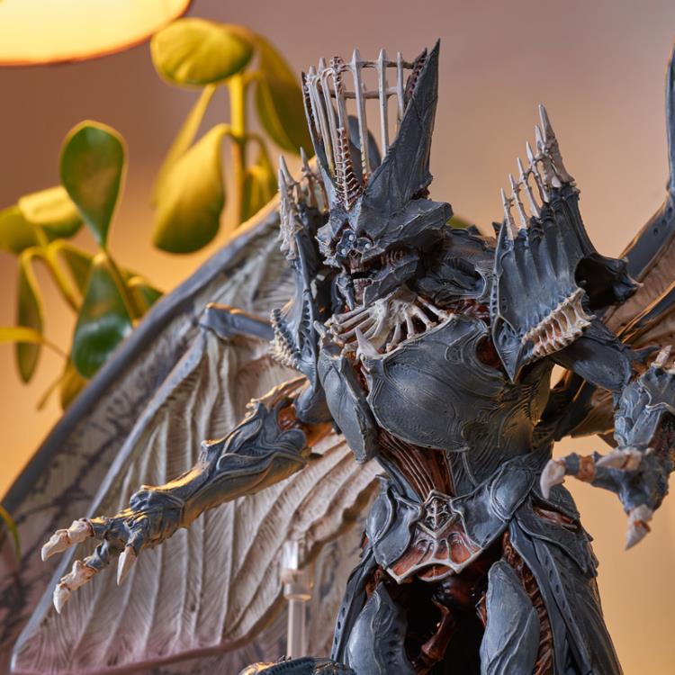 Destiny 2 Savathun the Witch Queen Limited Edition Statue Gallery Image 16