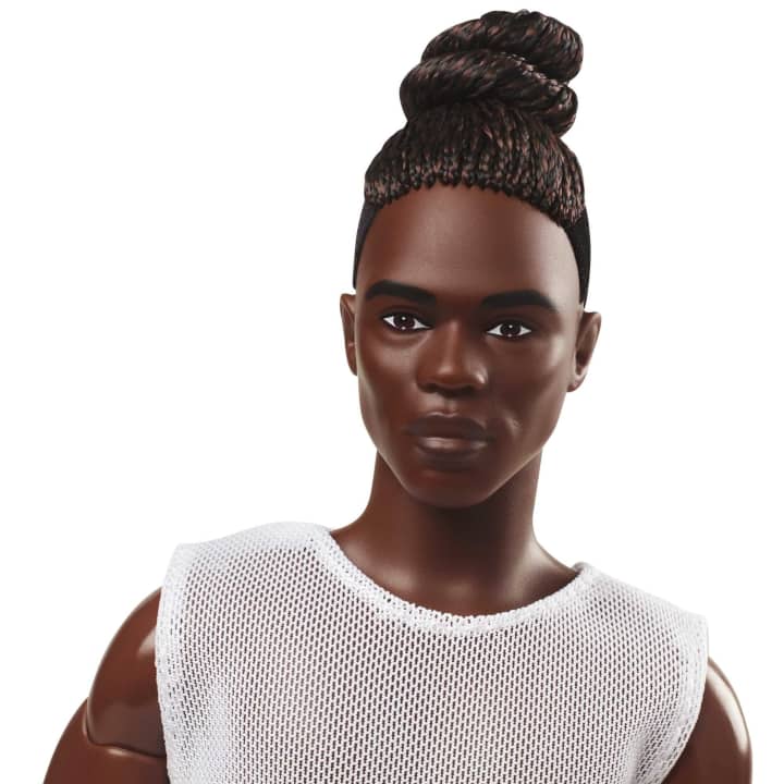 Barbie Looks Ken Doll (Brunette Hair) Gallery Image 7