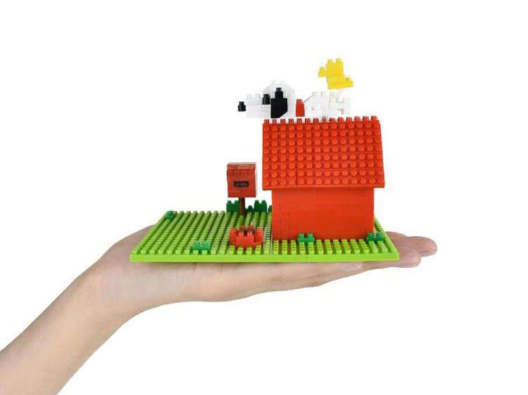 Peanuts Nanoblock Sights to See Series Snoopy House Gallery Image 5