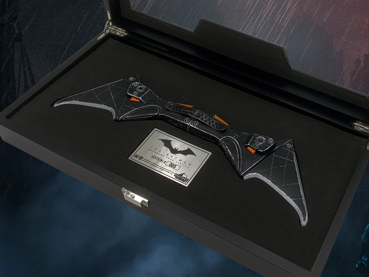 The Batman Batarang Limited Edition Prop Replica Gallery Image 1