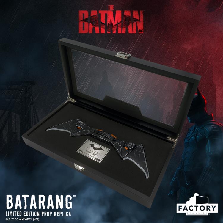The Batman Batarang Limited Edition Prop Replica Gallery Image 3