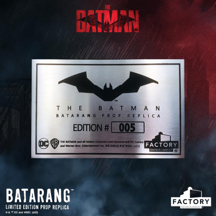 The Batman Batarang Limited Edition Prop Replica Gallery Image 7