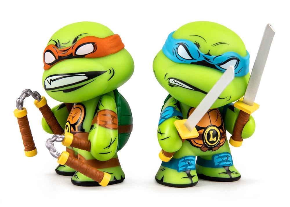 Teenage Mutant Ninja Turtles Leonardo & Michelangelo 3" Vinyl Figure Two-Pack Gallery Image 3