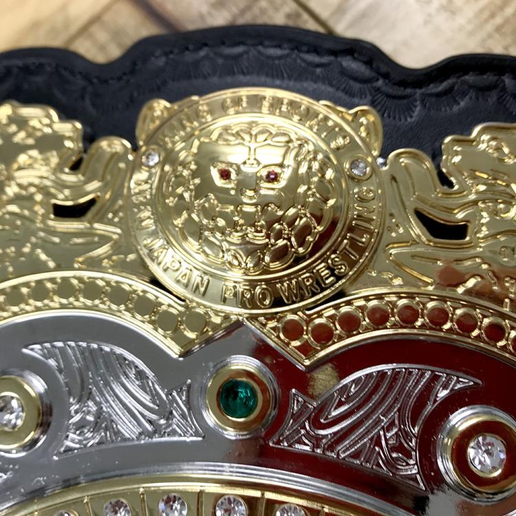 New Japan Pro-Wrestling 50th Anniversary Model 4th Generation IWGP Heavyweight Championship Replica Belt (Standard Edition) Gallery Image 7