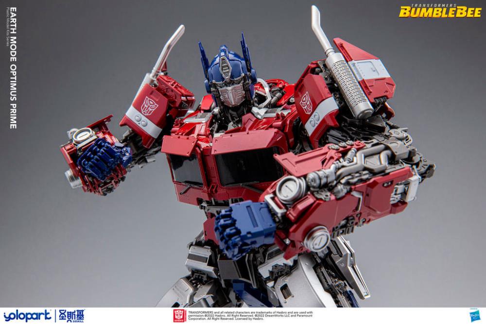 Transformers: Bumblebee Earth Mode Optimus Prime Model Kit Gallery Image 14