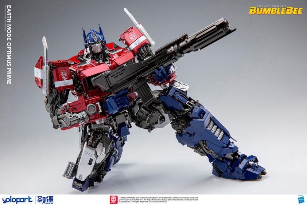 Transformers: Bumblebee Earth Mode Optimus Prime Model Kit Gallery Image 23