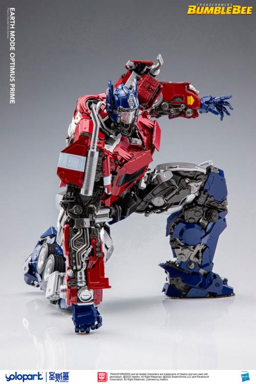 Transformers: Bumblebee Earth Mode Optimus Prime Model Kit Gallery Image 19