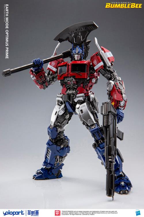 Transformers: Bumblebee Earth Mode Optimus Prime Model Kit Gallery Image 5