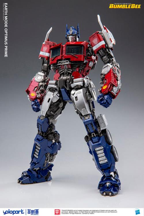 Transformers: Bumblebee Earth Mode Optimus Prime Model Kit Gallery Image 8