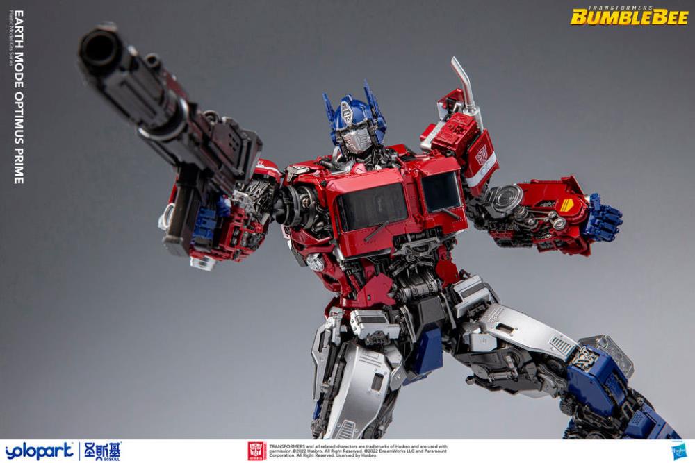 Transformers: Bumblebee Earth Mode Optimus Prime Model Kit Gallery Image 24