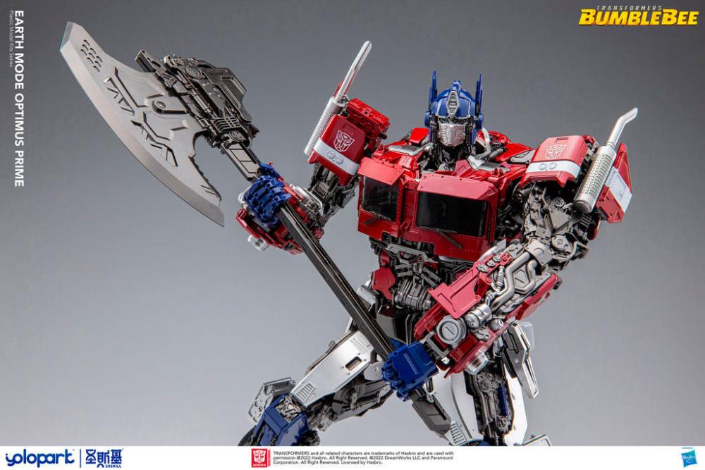 Transformers: Bumblebee Earth Mode Optimus Prime Model Kit Gallery Image 13