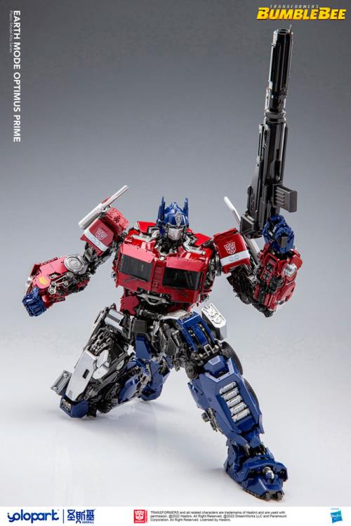 Transformers: Bumblebee Earth Mode Optimus Prime Model Kit Gallery Image 22