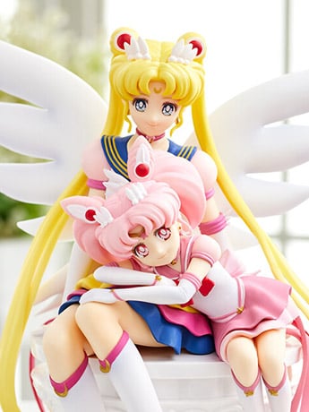 Sailor Moon Eternal Ichibansho Eternal Sailor Moon & Eternal Sailor Chibi Moon Figure Gallery Image 2