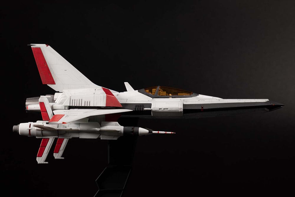 Gradius V Vic Viper (2P Color Ver.) 1/144 Scale Model Kit Gallery Image 10