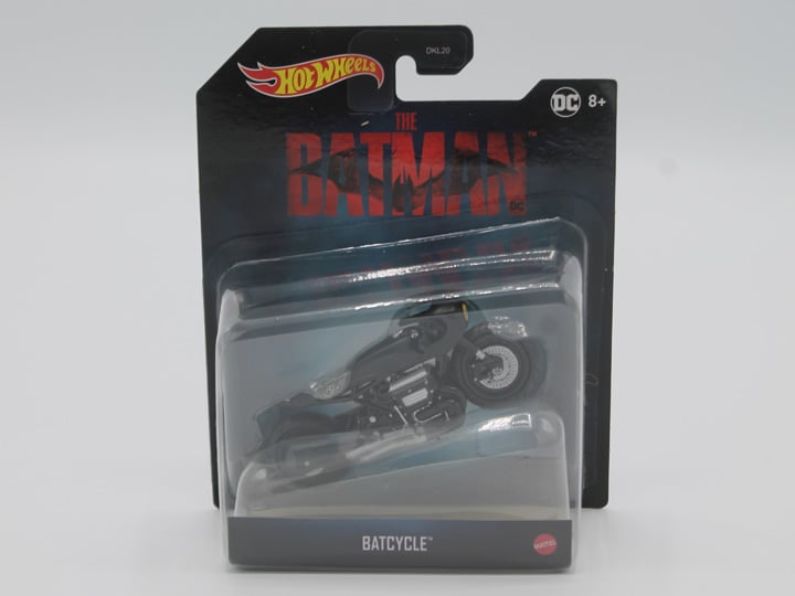 The Batman (2022) Hot Wheels Batcycle Gallery Image 1